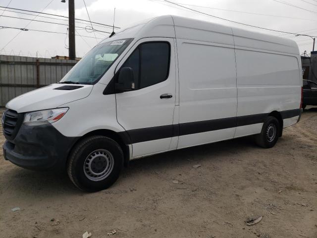  Salvage Mercedes-Benz Sprinter