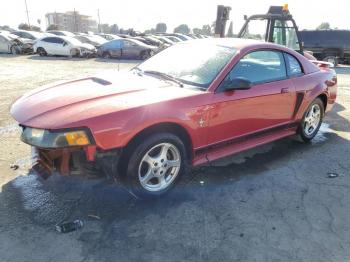  Salvage Ford Mustang