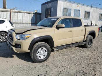  Salvage Toyota Tacoma