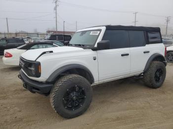  Salvage Ford Bronco