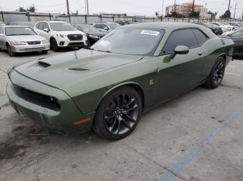  Salvage Dodge Challenger