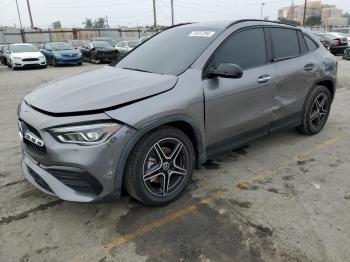  Salvage Mercedes-Benz GLA