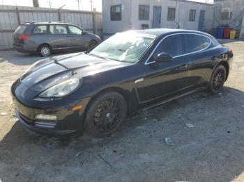  Salvage Porsche Panamera