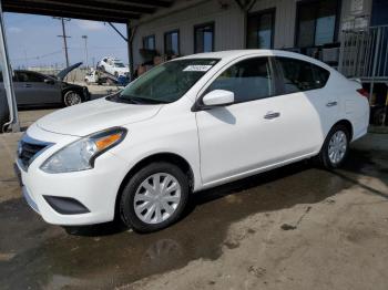  Salvage Nissan Versa