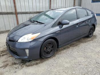  Salvage Toyota Prius