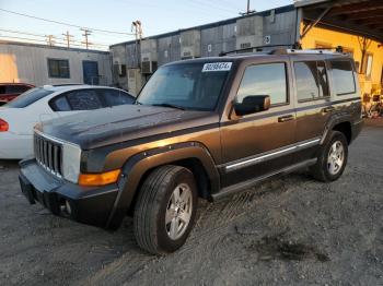  Salvage Jeep Commander