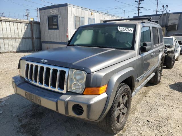  Salvage Jeep Commander