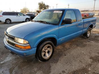  Salvage Chevrolet S-10