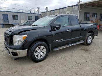  Salvage Nissan Titan