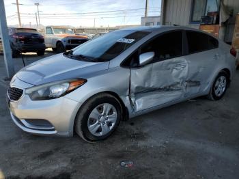  Salvage Kia Forte