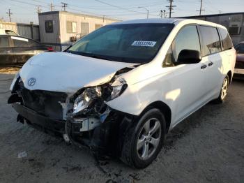  Salvage Toyota Sienna