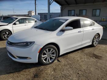  Salvage Chrysler 200