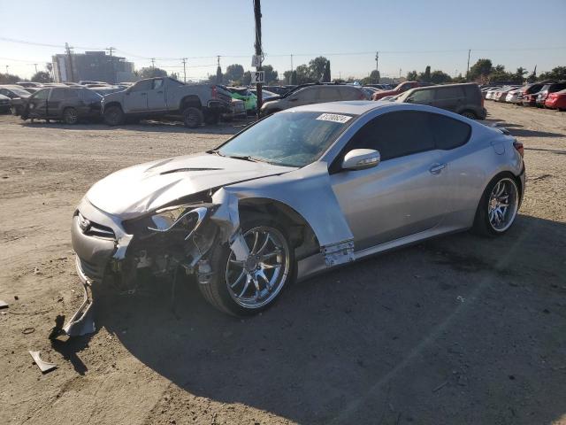  Salvage Hyundai Genesis