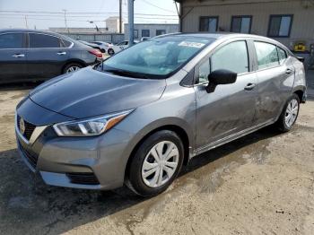  Salvage Nissan Versa