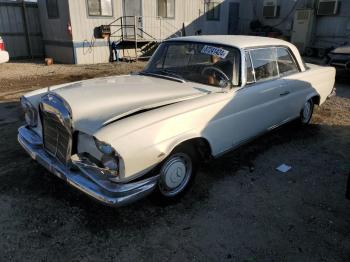  Salvage Mercedes-Benz 220-class