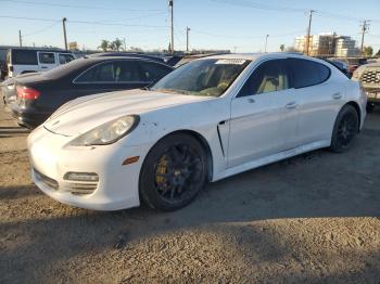  Salvage Porsche Panamera