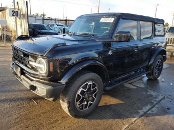  Salvage Ford Bronco