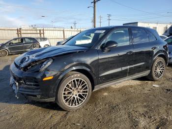  Salvage Porsche Cayenne