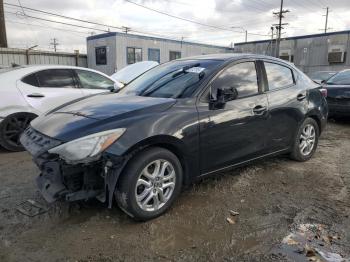  Salvage Toyota Yaris