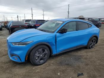  Salvage Ford Mustang