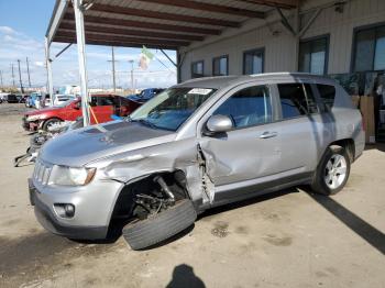  Salvage Jeep Compass