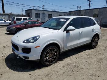  Salvage Porsche Cayenne