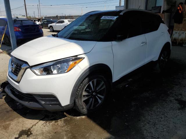  Salvage Nissan Kicks