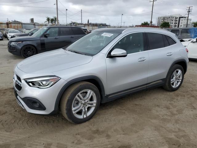  Salvage Mercedes-Benz GLA