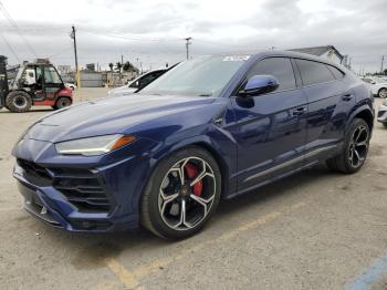  Salvage Lamborghini Urus