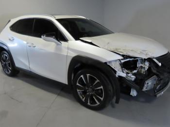  Salvage Lexus Ux