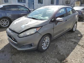  Salvage Ford Fiesta