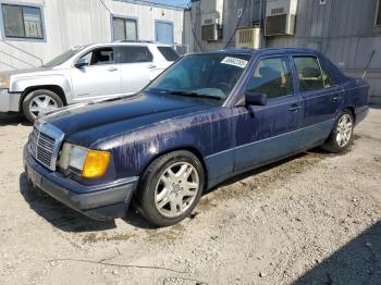  Salvage Mercedes-Benz 300-Class