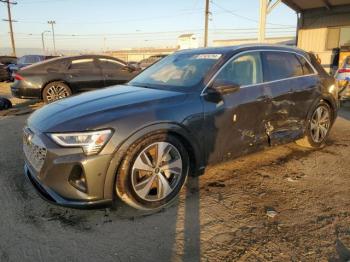  Salvage Audi Q8