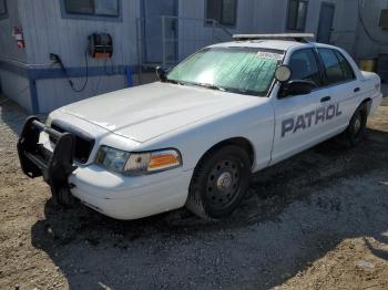 Salvage Ford Crown Vic