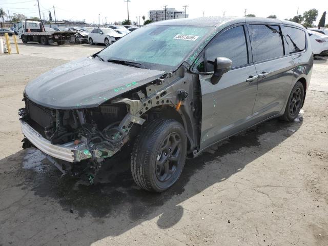  Salvage Chrysler Pacifica