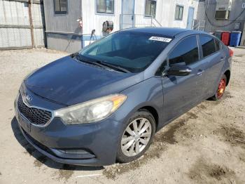  Salvage Kia Forte