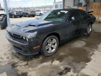  Salvage Dodge Challenger