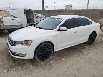  Salvage Volkswagen Passat