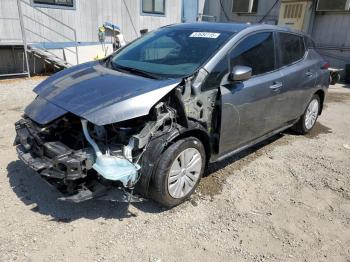  Salvage Nissan LEAF