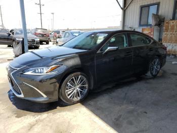  Salvage Lexus Es