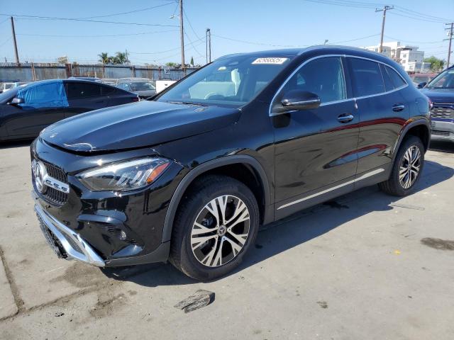  Salvage Mercedes-Benz GLA