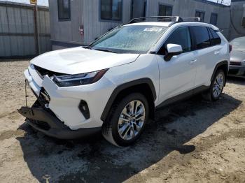  Salvage Toyota RAV4