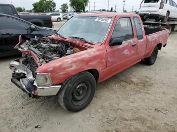  Salvage Toyota Pickup