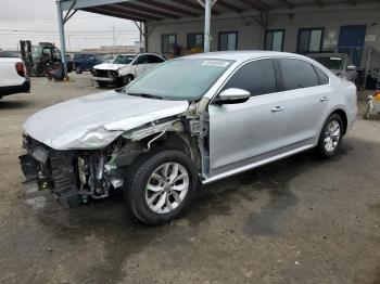  Salvage Volkswagen Passat