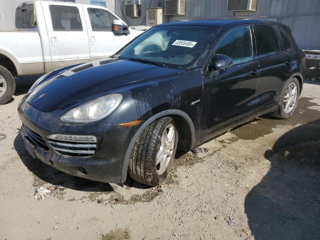 Salvage Porsche Cayenne
