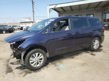  Salvage Kia Sedona