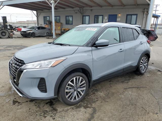  Salvage Nissan Kicks