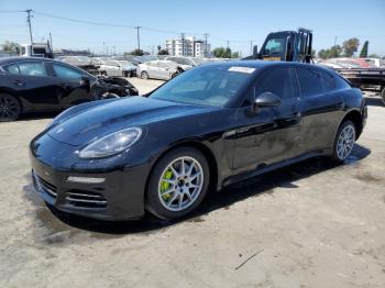  Salvage Porsche Panamera