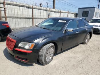  Salvage Chrysler 300