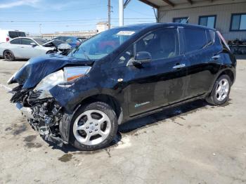  Salvage Nissan LEAF